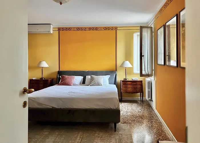 Appartement With View In Venice, Arsenale. *